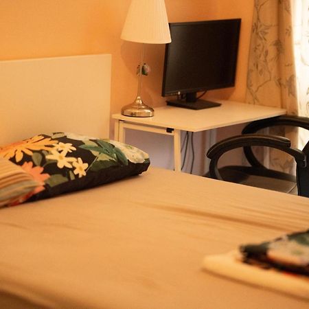Repton House Bed and Breakfast Woodford Eksteriør billede